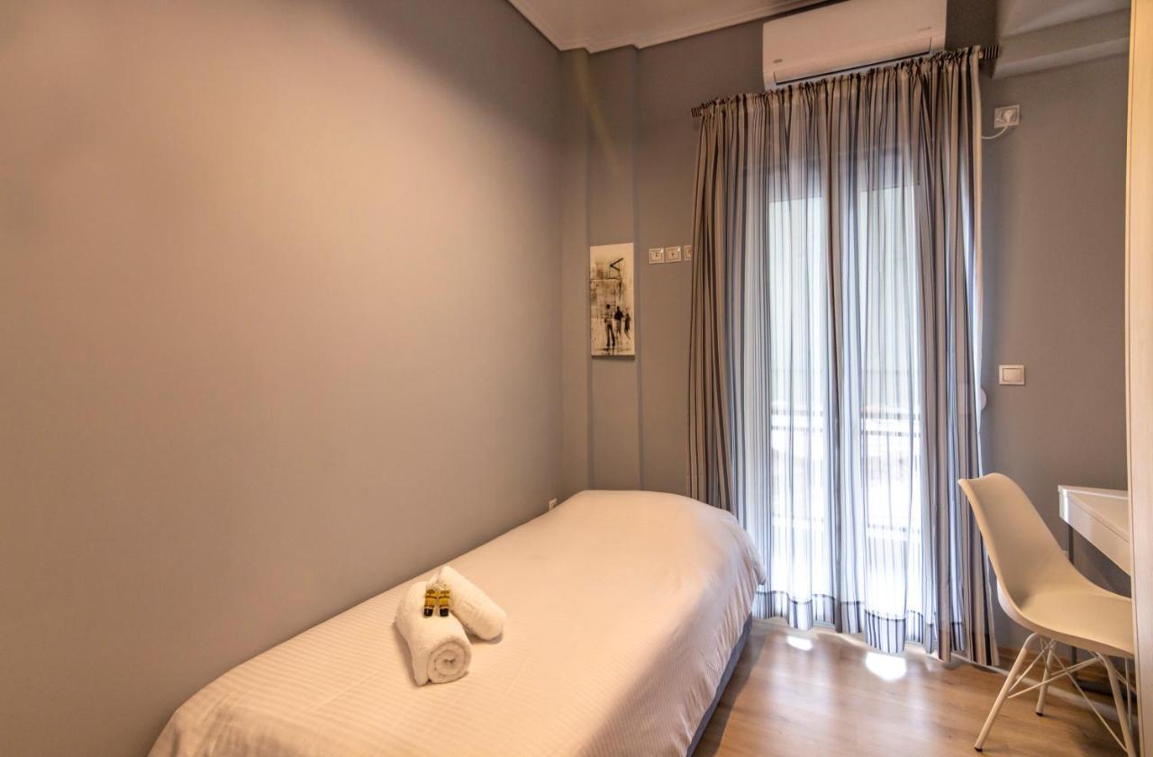 Luxury Suite 10' From The Center Atena Exterior foto